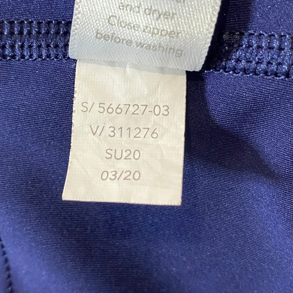 Athleta Accelerate 7/8 Tight Navy Blue Leggings‎ XL 566727-03 SU20